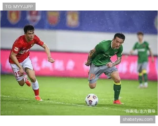 艾克森连续高位跑动压制防线本赛季破门效率显著提升